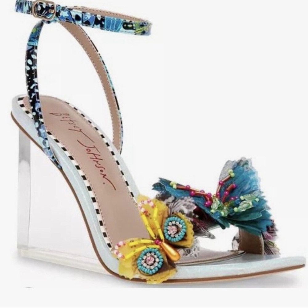 Betsey Johnson Women's Kynlee Heeled Sandal